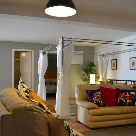 Jo's House - Unique Loft Quarto em Acomodações Particulares