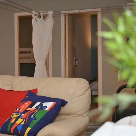 Jo's House - Unique Loft Privatunterkunft